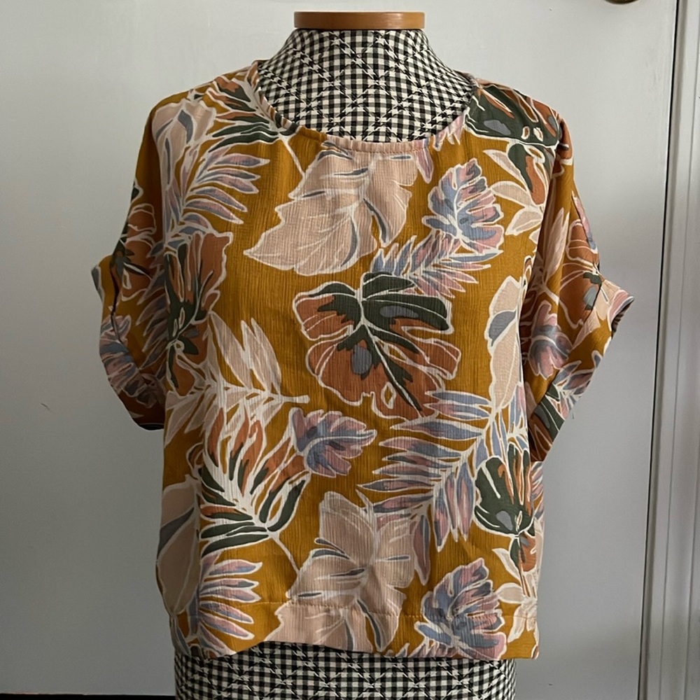 Unchartered Threads Summer Top